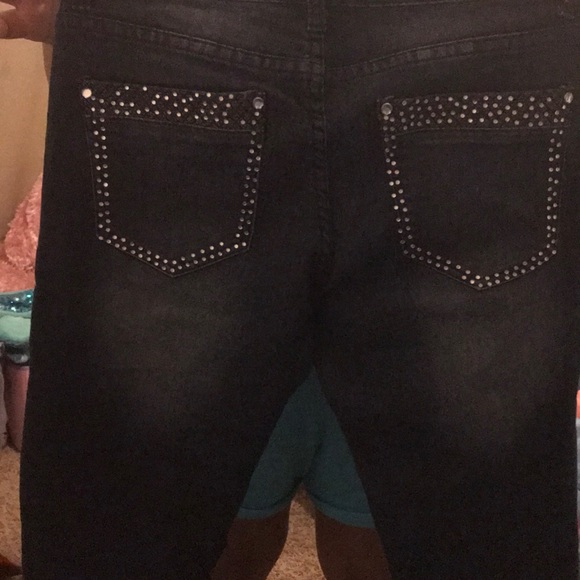 Jeans - Picture 3 of 5